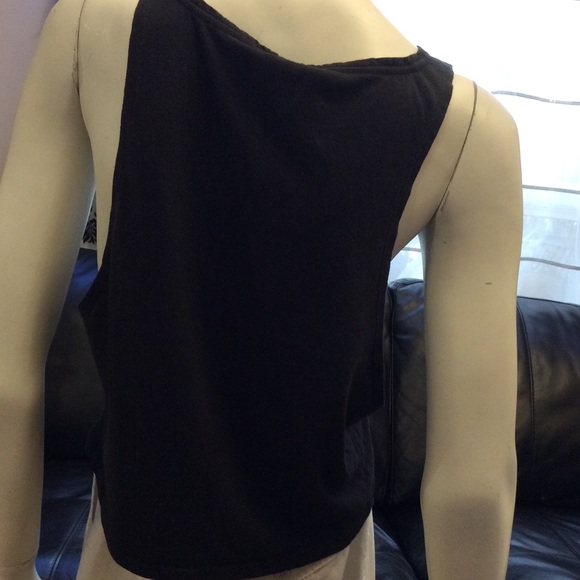 PINK Victoria’s Secret black graphic tank top - Picture 4 of 7